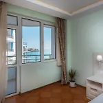 List Ξενοδοχείο
