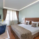 List Ξενοδοχείο Σωζόπολη