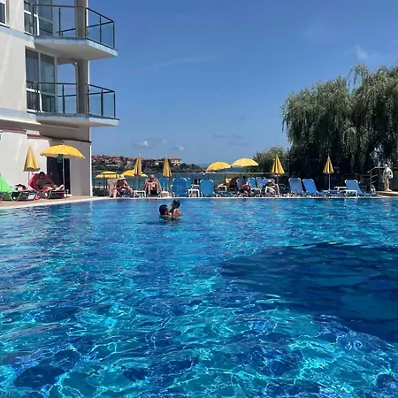 List 4* Szozopol